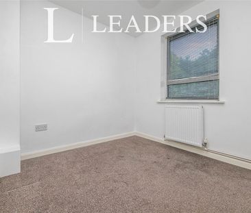 maisonette to rent Chapel Street, Rowhedge, Colchester, Essex, CO5 - Photo 2