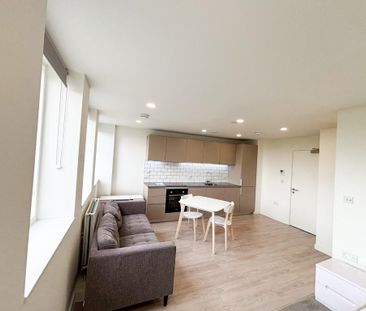 Studio to rent - Photo 1