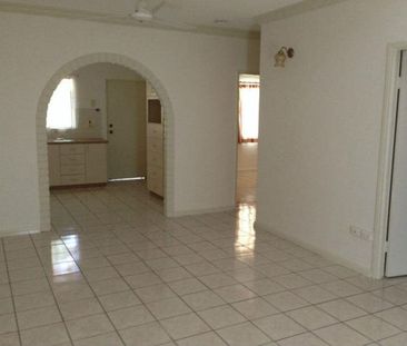 Neat & tidy 2 Bedroom Unit in Driver - Photo 1