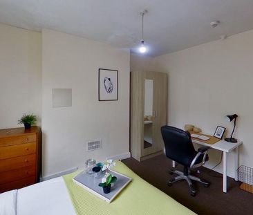 2 bedroom flat to rent - Photo 3
