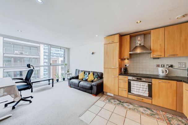 1 bedroom flat to rent - Photo 1