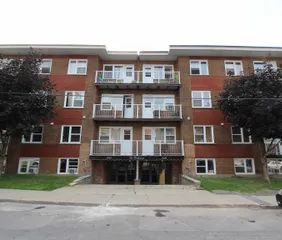 1 room apartment of 35m² in Montreal - Photo 1