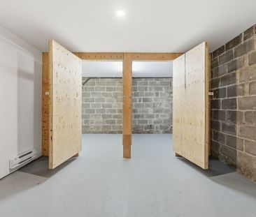 For Lease - 231 Park Street Unit# 1, Hamilton, Ontario - Photo 3