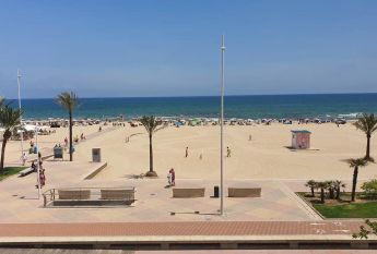 Apartamento de alquiler en Carrer de la Ràbida, 1, Playa de Gandia