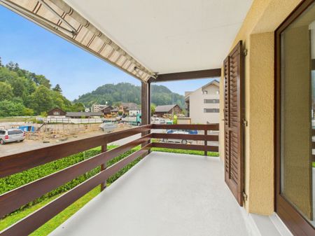 neu sanierte 4.5 Zimmer-Wohnung mit Balkon - Foto 2