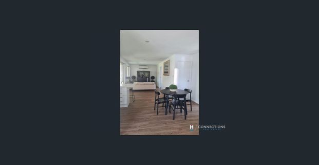 Updated lowset home in quiet cul-de-sac- Large 700m block! - Photo 1