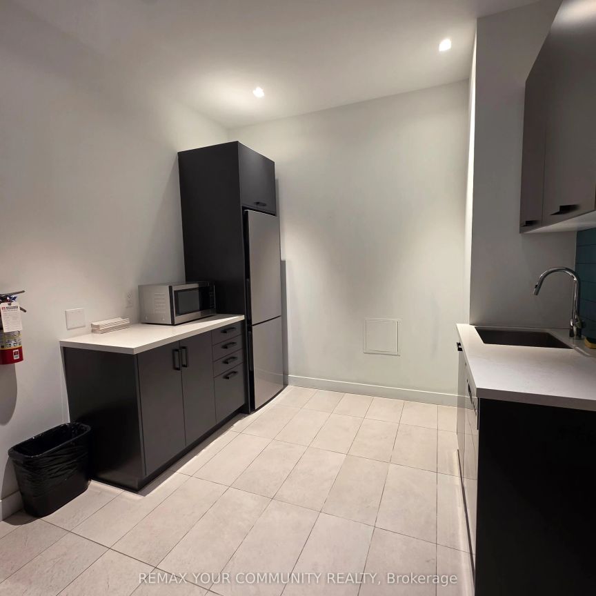 2301 Danforth Avenue #PH805 - Photo 1