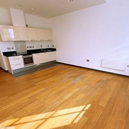 Room in a Shared Flat, The Shoe Factory, LE4 - Photo 2