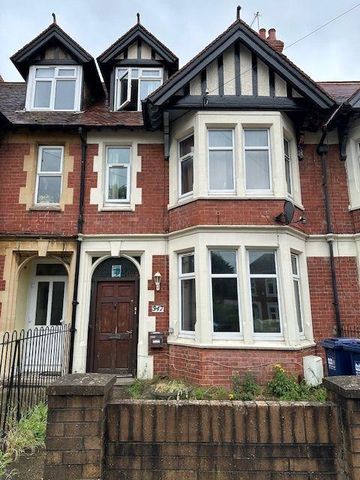 6 bedroom semi-detached house to rent - Photo 4