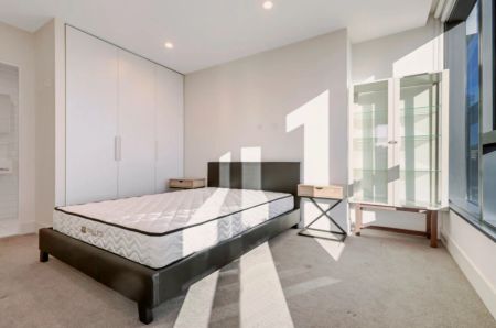 3 Bedroom Third Bedroom*1403 - Photo 2