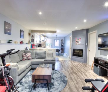 Superbe unité de 2 chambres à Mercier avec près de 950 pi² - Photo 3