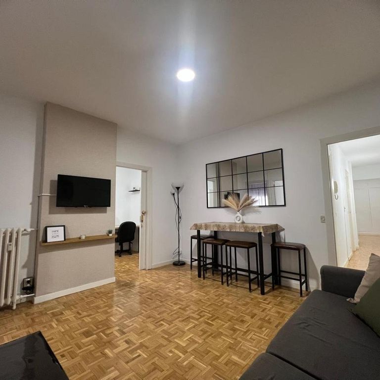 4 bedroom luxury Apartment for rent in Madrid, Autonomous Region of Madrid - Photo 1