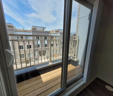 For Lease - 131 Honeycrisp Crescent Unit# TH215, Vaughan, Ontario - Photo 5