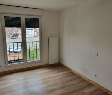 Location Appartement 3 pièces 73m² LENS 62300 - Photo 6