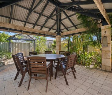 Stunning Family Home In Perfect Location! - Photo 1