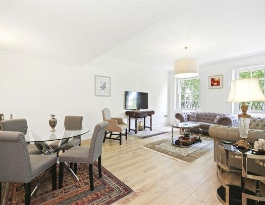 3 Bed Flat, Gloucester Square, W2 - Photo 1
