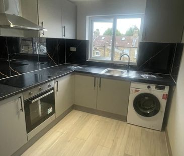 Studio Flat, Cheddington Road, N18 - Photo 5