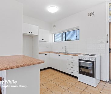 PRIME LOCATION - Photo 1