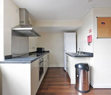 Student Apartment 3 bedroom, Ecclesall Road, Sheffield - Photo 1