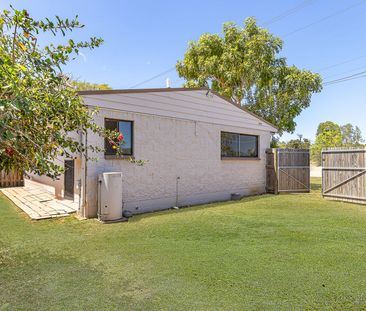 1/2 Saltbush Boulevard, Rasmussen - Photo 1