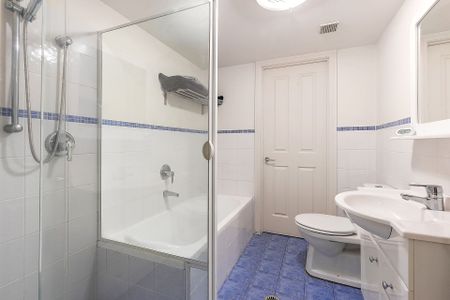 North East Aspect & Superbly Appointed Lifestyle Sanctuary - Photo 4