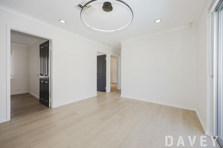 42 Hester Way, Greenwood WA 6024 - House For Rent - $980 | Domain - Photo 5