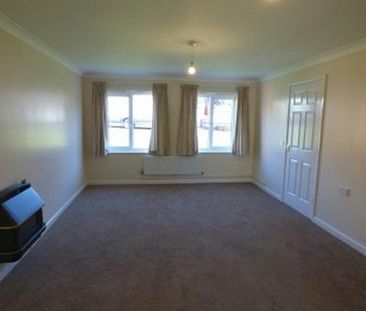 Detached house to rent on - Photo 2