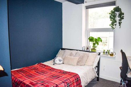 Alexandra Terrace, - Bed, LN1 - Photo 2