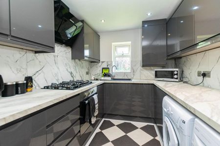 4 bedroom house to rent - Photo 4