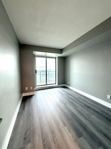 For Lease - 23 Oneida Crescent Unit# LPH5, Richmond Hill, Ontario - Photo 3