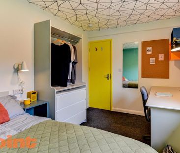 8 bedroom house to rent - Photo 2