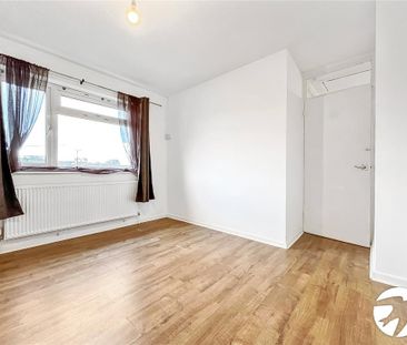 3 bedroom end of terrace house to rent - Photo 6