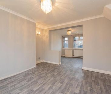 2 bedroom semi-detached house to rent - Photo 6