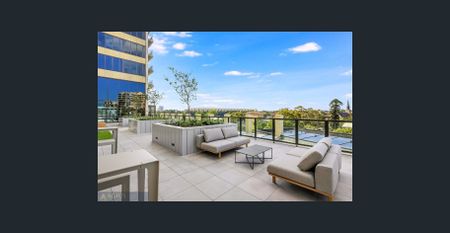 UNFURNISHED LUXURY ONE BEDROOM + PARKING IN A DESIRED LOCATION IN PARRAMATTA - Photo 5