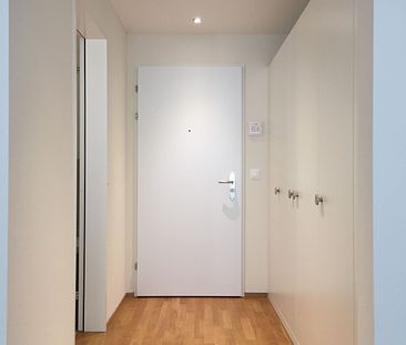 Schmid Immobilien AG - Moderne 3.5-Zimmerwohnung - Foto 1