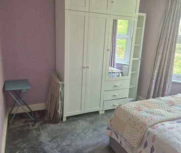 Room in a Shared House, Park Avenue, IG11 - Photo 1