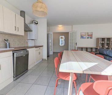 Location Appartement 4 pièces 90m² VILLEURBANNE 69100 - Photo 4