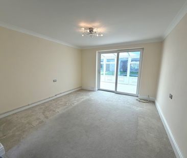 Ashlee Walk, Reading, Woodcote - Photo 1