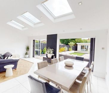 4 bedroom detached house to rent - Photo 2