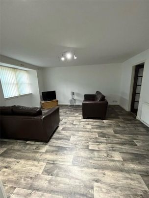 4 bedroom terraced house to rent - Photo 1