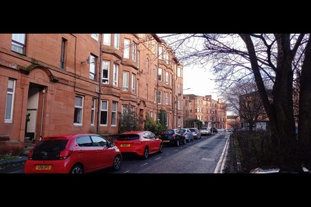 1 Bed Flat, Rannoch Street, G44 - Photo 3