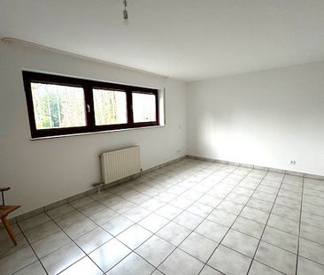 Bürohaus für gewerbliche Nutzung in ruhiger Lage von Odenthal-Voisw... - Photo 2