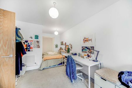 2 bedroom Flat To Let Total Size: 913 SQ FT - Photo 5