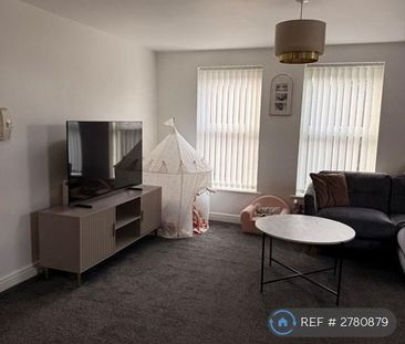 2 bedroom flat to rent - Photo 3