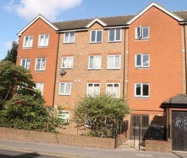 Studio to rent - Photo 3