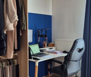 Appartement te huur in Merchtem voor € 900 met 2 slaapkamers - Photo 2