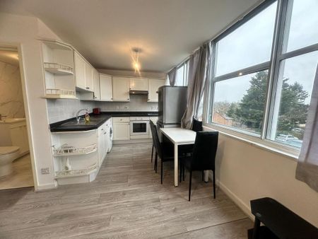 2 bedroom flat to rent - Photo 5
