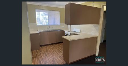 Low-Maintenance Living in Spearwood! - Photo 2