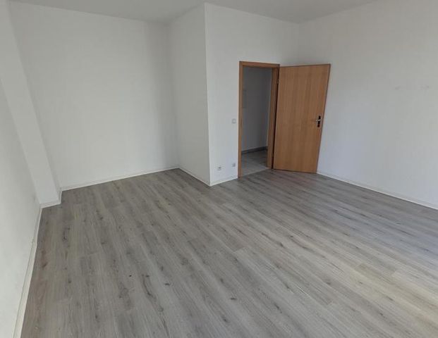 Helle 2-Zimmer Wohnung mit Balkon in der Neue Str. zur Miete - Photo 1