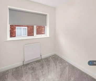 3 bedroom bungalow to rent - Photo 2